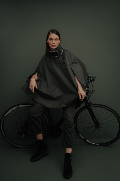 Bicycle Poncho Cape by PluvoRain (Etsy)