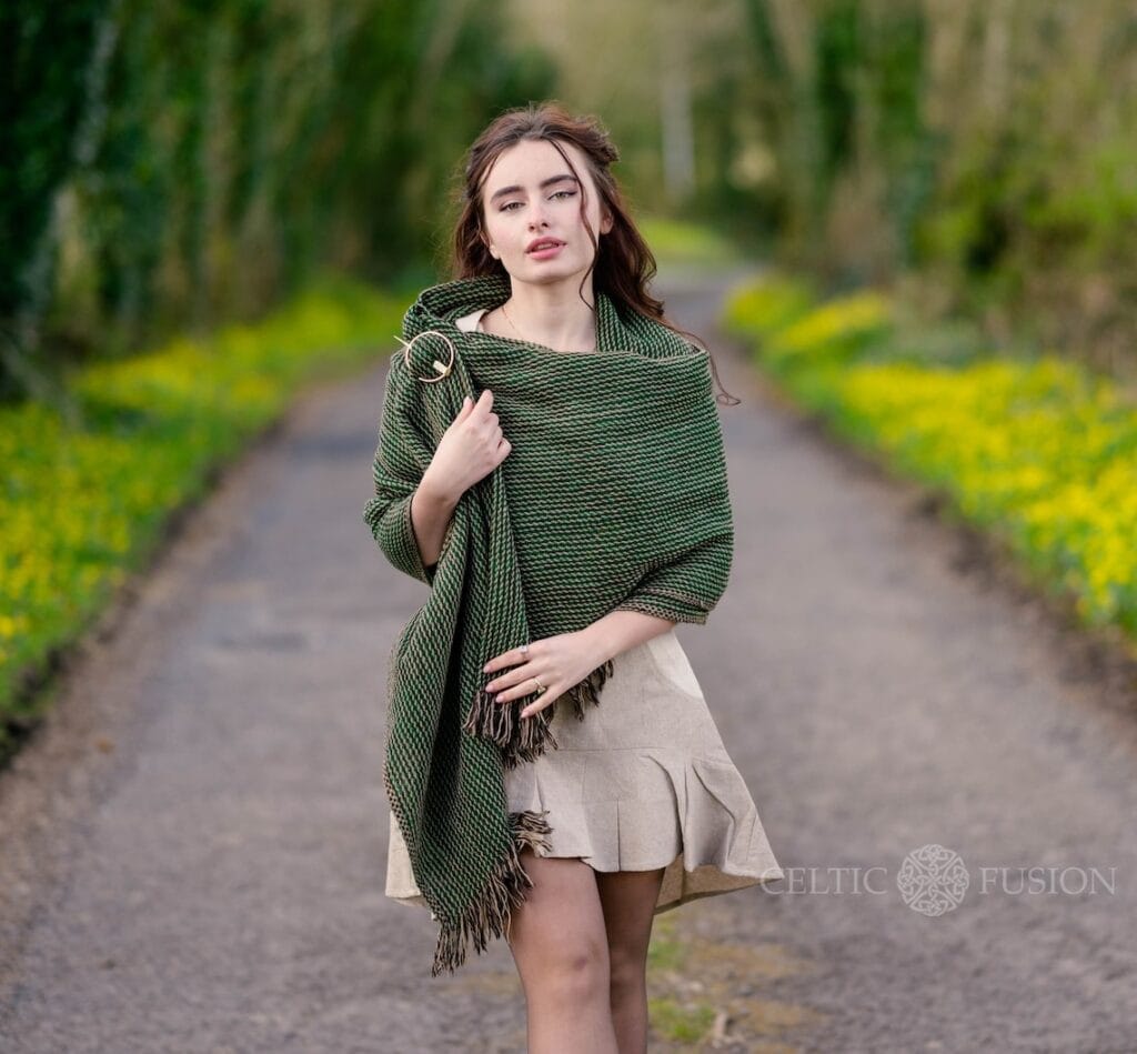 Celtic Shawl and dress outfit