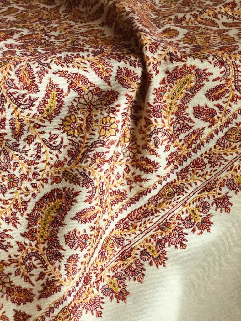 white luxurious jamawar shawl