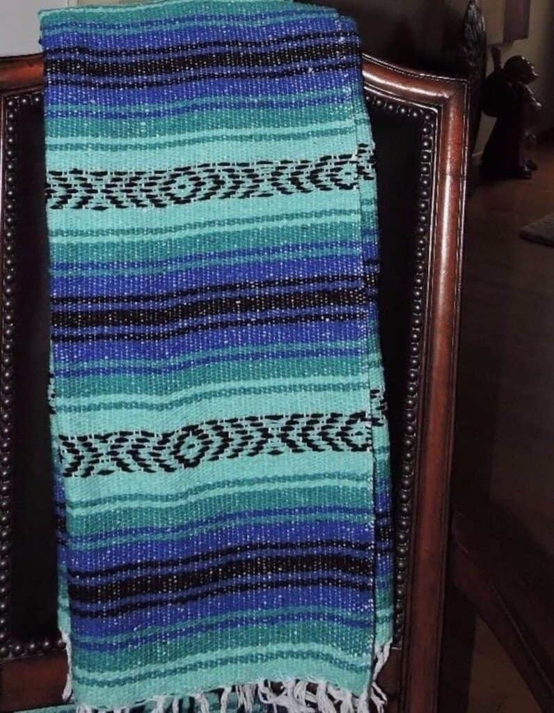 Mexican SaltilloThrow Blanket by Mexicanhobo (Etsy)