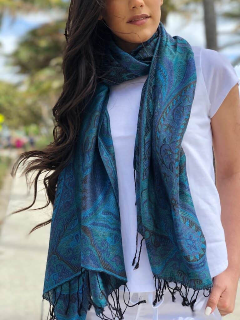 simple blue jamawar shawl